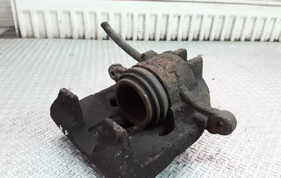 Mitsubishi Space Star Front brake caliper