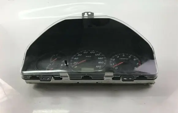 Mazda Demio Speedometer (instrument cluster) DNDC37A P2457