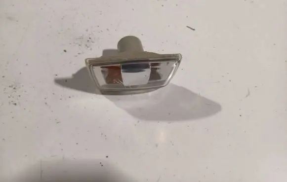 Opel Insignia A Front fender indicator light 13252455