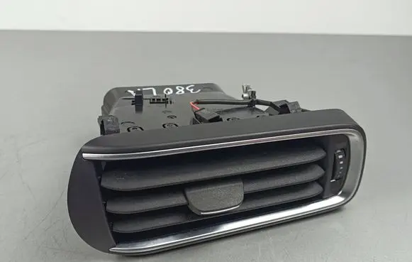 Maserati Levante Dashboard air vent grill cover trim 100490000106 6700492830 18122017