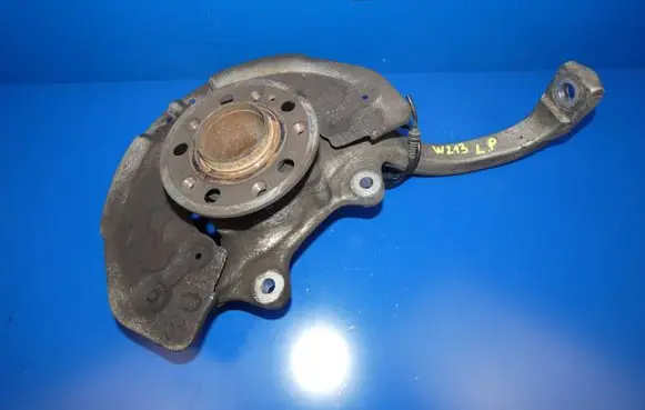 Mercedes-Benz E W213 Front wheel hub