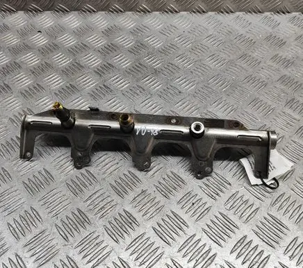 Volkswagen Golf V Fuel main line pipe 06F133317L
