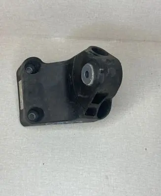Mercedes-Benz E W213 Engine mounting bracket A6542232200