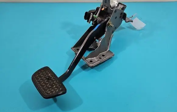 Lexus RX 330 - 350 - 400H Pedal assembly 89510-47010 IMPRK1440607