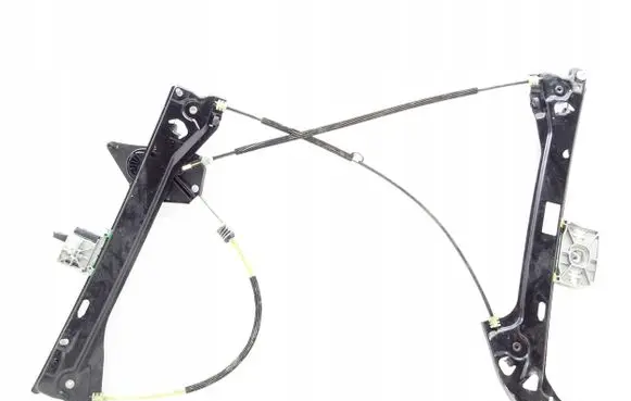 Audi TT TTS RS Mk3 8S Front door electric window regulator 8S0837462