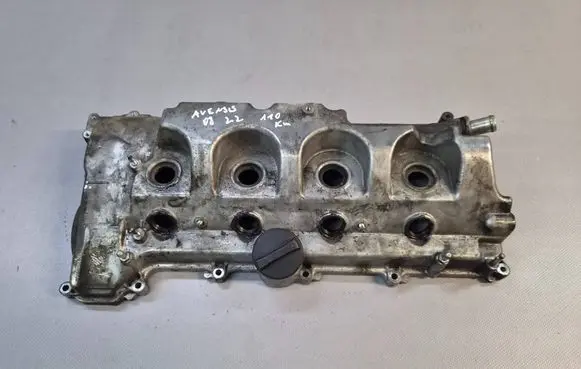 Toyota Avensis T250 Rocker cam cover