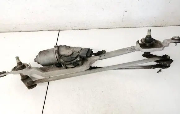Opel Insignia A Front wiper linkage and motor
