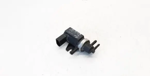 Volkswagen Golf IV Turbo solenoid valve 1J0906627