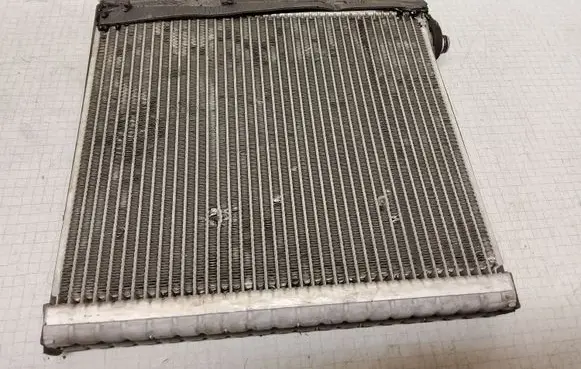 Toyota Corolla Verso E121 Air conditioning (A/C) radiator (interior) 11G22A1196