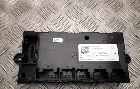 Volkswagen Golf VIII Climate control unit 5WA907007K