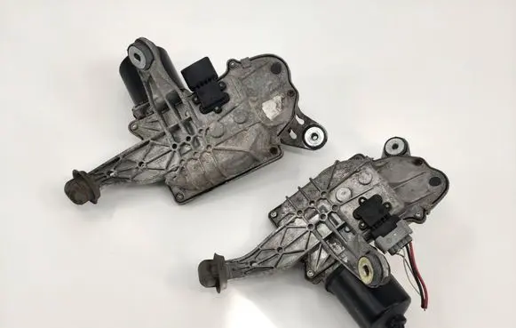 Renault Scenic III - Grand scenic III Wiper motor 288106583R 288102466R W000002191