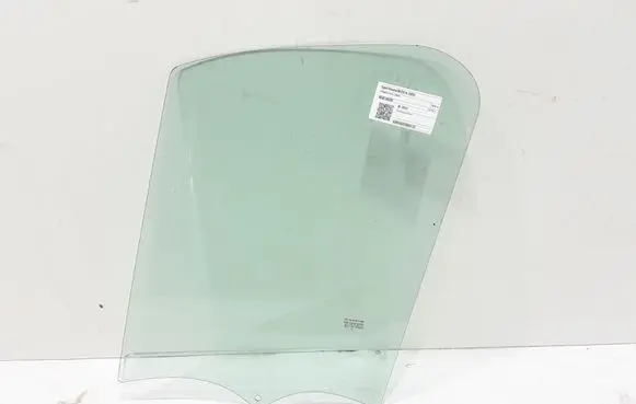 Opel Vivaro Front door window glass four-door 803014028R