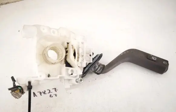 Volvo S40, V40 Wiper control stalk