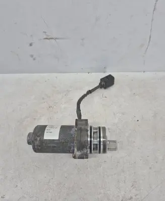 Volvo XC40 Rear gearbox reducer/haldex oil pump 02004763