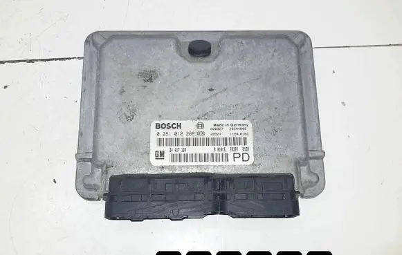 Opel Zafira A Engine control unit/module