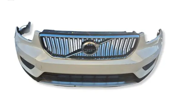 Volvo XC40 Front bumper 