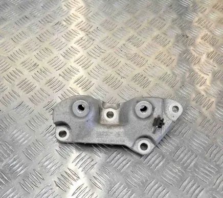 Jaguar E-Pace Gearbox mounting bracket EJ327M125AB