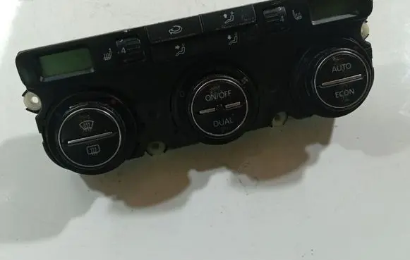 Volkswagen PASSAT B6 Climate control unit 