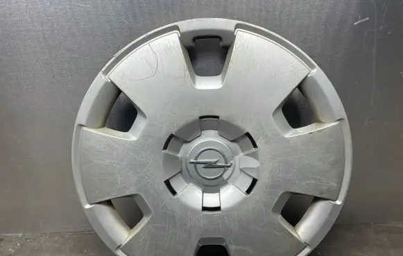 Opel Astra J R16 wheel hub/cap/trim 13209732