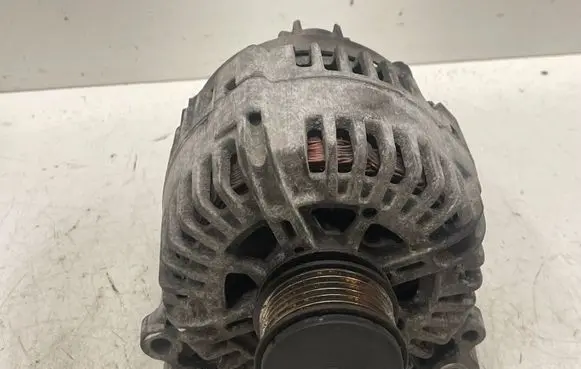 Audi A3 S3 8P Generator/alternator 06F903023C 406045776 2542695E