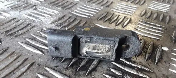 Renault Espace - Grand espace IV Air pressure sensor 8200168253