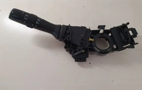 Toyota Avensis T270 Indicator stalk 0520017F421