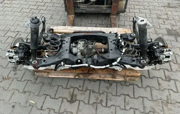Ford Kuga III Rear axle beam with reductor 