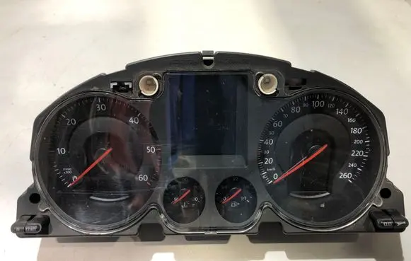 Volkswagen PASSAT B6 Speedometer (instrument cluster) A2C53117394