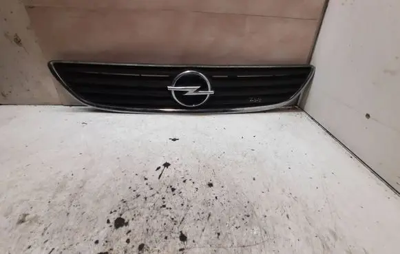 Opel Zafira A Front bumper upper radiator grill 90580685