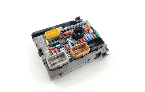 Fiat Scudo Fuse module 9675878080