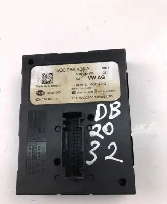 Volkswagen Golf VII Other control units/modules 5Q0959435A