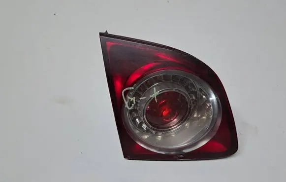 Volkswagen Golf Plus Tailgate rear/tail lights 5M0945093H