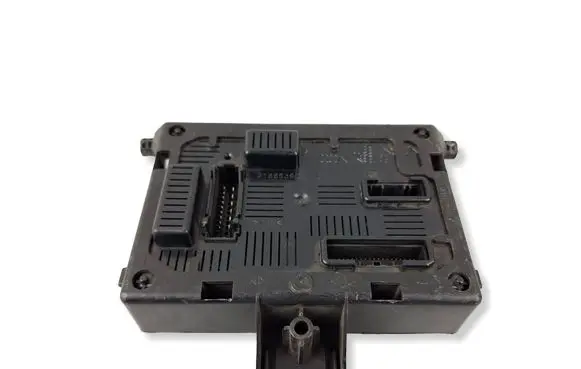 Renault Clio III Other control units/modules 8200811818 BCML2K9