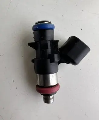 Dodge RAM 1500 DS Fuel injector 05184085AC 13412120623