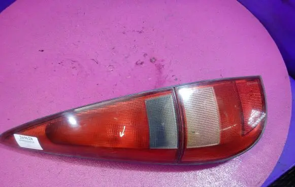 Renault Laguna I Rear/tail lights
