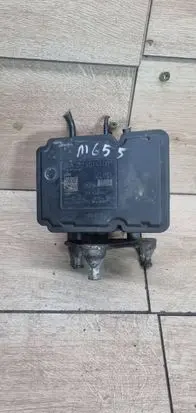 Mercedes-Benz C W204 ABS Pump A1729014100