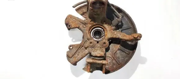 Volkswagen Golf V Front wheel hub 