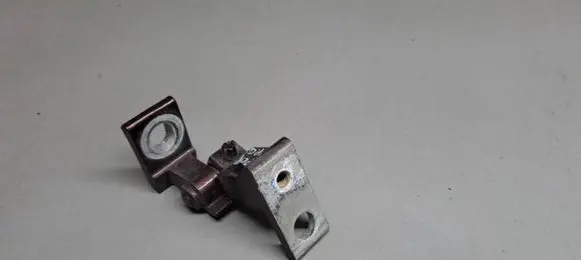 Skoda Superb B6 (3T) Front door upper hinge