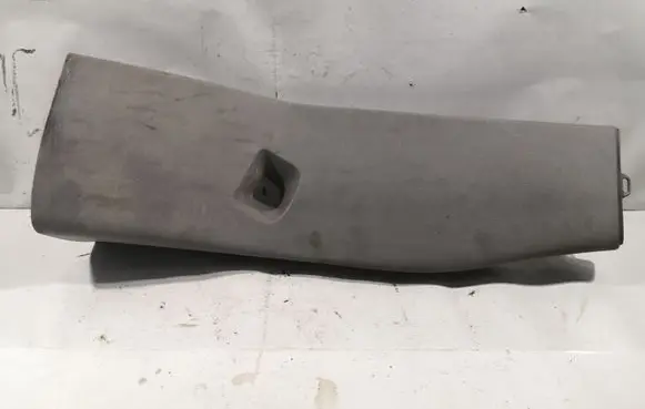 (B) pillar trim (bottom)