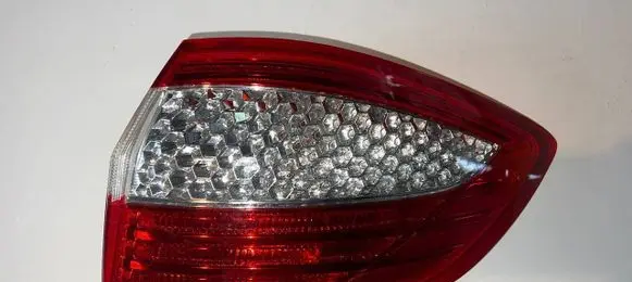 Ford Mondeo MK IV Rear/tail lights 7S7113404B