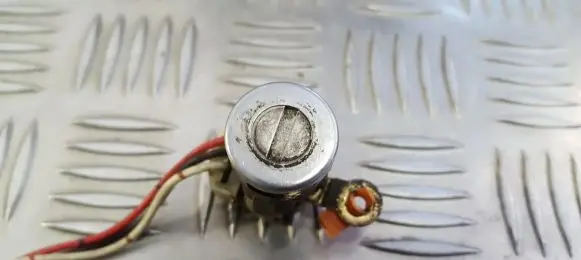 Mitsubishi Colt Front door lock (next to the handle) 