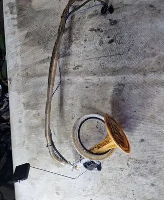 Ford Kuga I Fuel level sensor 8V419275BA D3V9C A2C53351705