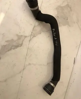 Audi A4 S4 B8 8K Engine coolant pipe/hose 8K0121101M