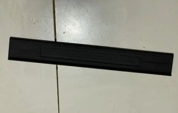Ford Mustang VI Front sill trim cover FR3B6313222AH