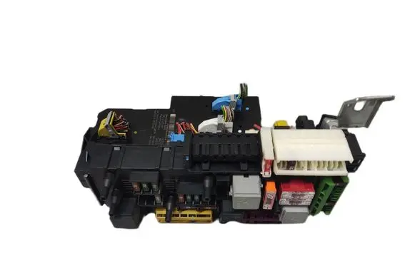Mercedes-Benz E W212 SAM control unit A2129003822