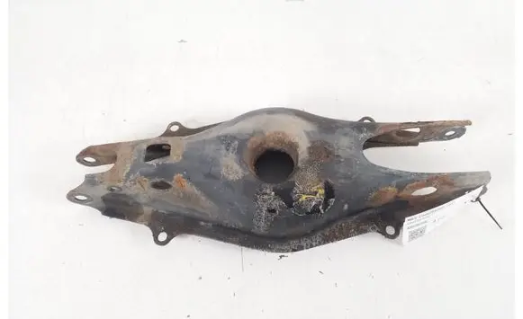 Mercedes-Benz C W204 Rear control arm A2043503506