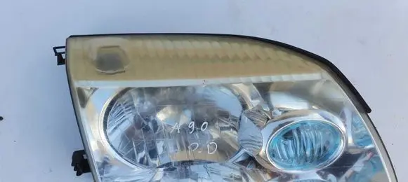 Nissan X-Trail T30 Headlight/headlamp NOCODE