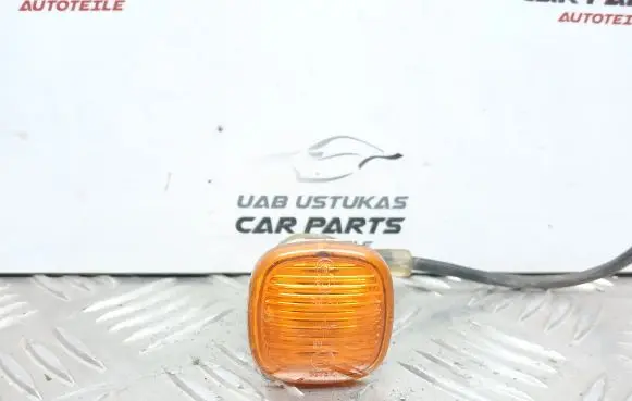 Audi A4 S4 B5 8D Front fender indicator light