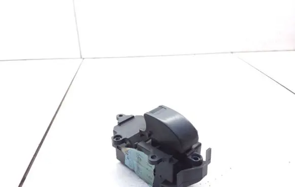 Honda Accord Electric window control switch 83545S1AG010 M18602