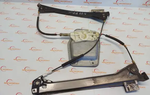 Volkswagen Eos Front door window regulator with motor 1Q0959701D 1Q0959793B 1Q0837462G